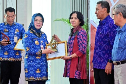 Bank Jateng Raih Penghargaan TJSLP Awards 2025