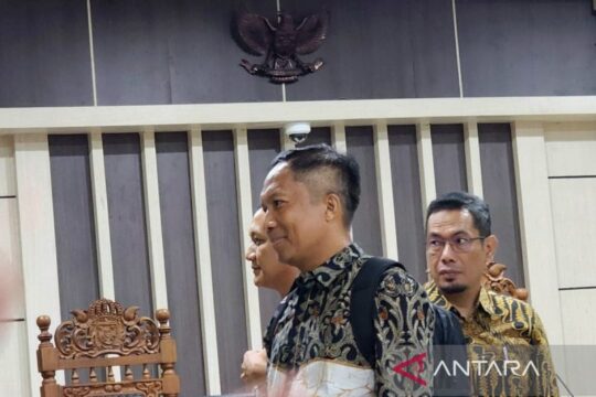 Eksepsi Awaluddin Muuri Ditolak, Kerugian Negara Rp237 Miliar