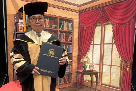 Ketua Umum Senkom Mitra Polri Tambah Gelar untuk Perkuat Usaha