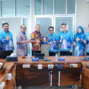 Sinergi UMS dan Unismuh Makassar Tingkatkan Kepercayaan Publik Terhadap PTMA