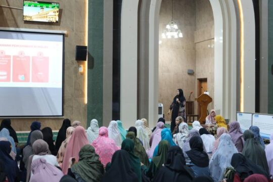 Edukasi Kesehatan Lambung di Pesma KH Mas Mansur UMS: Mendorong Gaya Hidup Sehat Gen Z