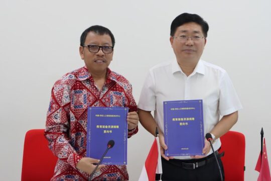 UIN Walisongo dan Jiangsu Institute Luncurkan Pusat Kecerdasan Buatan
