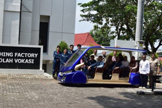 Inovasi Buggy Car Hybrid oleh Sekolah Vokasi Undip Semarang