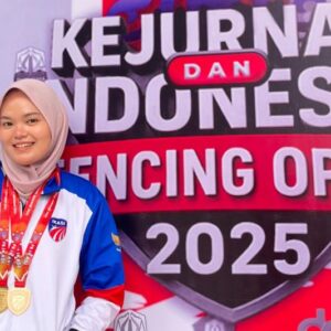 Atlet UMS Raih Medali Emas dan Perunggu di Kejurnas Anggar 2025