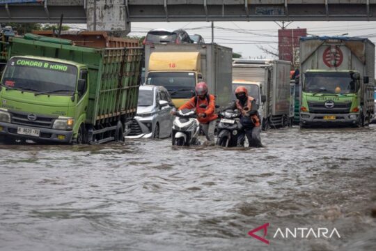 Anomali Cuaca Penyebab Banjir di Semarang