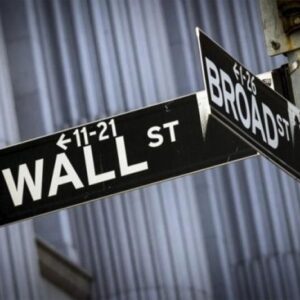 Indeks Wall Street Berakhir Beragam: Analisis Terbaru
