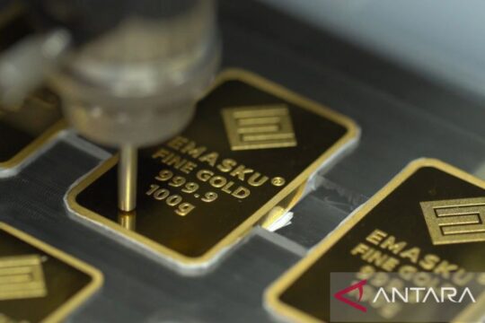 Harga Emas Antam Terkini: Rp2,4 Juta per Gram