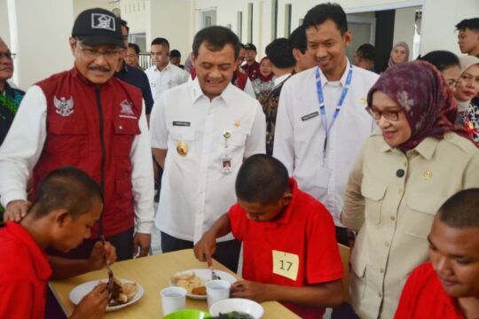Sekolah Rakyat: Solusi Inovatif untuk Atasi Kemiskinan di Jawa Tengah