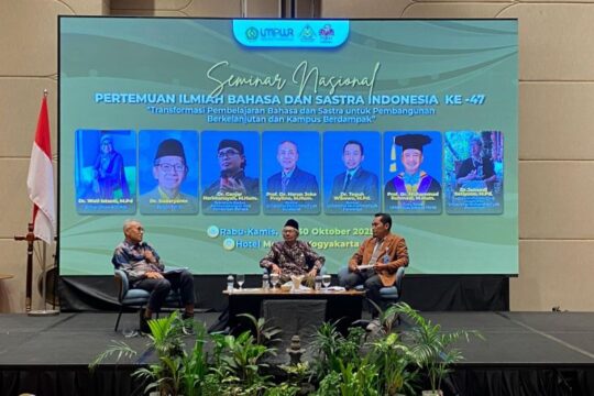 Bahasa Indonesia Harus Menjadi Bahasa Dunia, Kata Rektor UMS