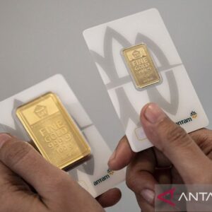 Harga Emas Antam Turun Dua Hari Beruntun