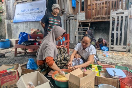 Dukungan Human Initiative Jateng untuk Kemandirian Dapur Umum di Genuksari