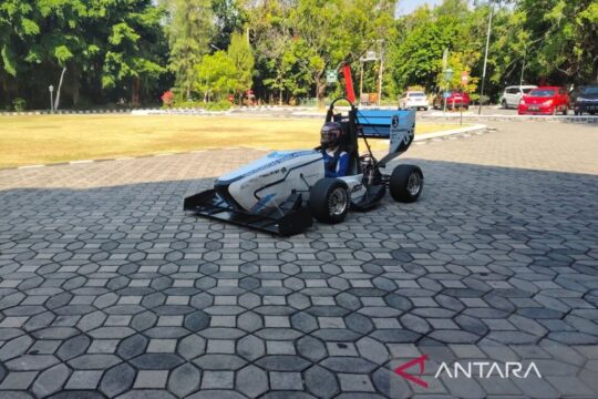Mobil Formula Mahasiswa UNS Siap Tampil di Kompetisi Internasional