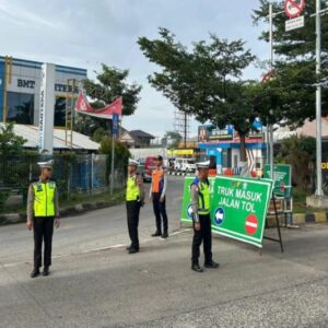 Pembatasan Kendaraan Bersumbu Tiga di Pekalongan untuk Arus Lalu Lintas yang Lebih Lancar