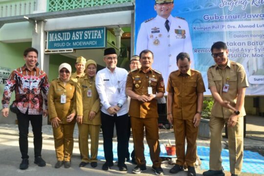 Renovasi Masjid RSUD Dr. Moewardi: Peletakan Batu Pertama oleh Ahmad Luthfi