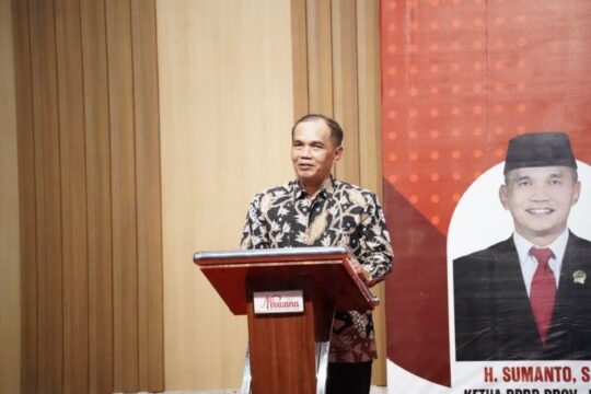 Sumanto: Demokrasi Sebagai Panggung Aspirasi Masyarakat