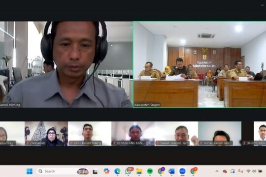 Rapat Pengharmonisasian Raperda dan Raperbup di Sragen oleh Kanwil Kementerian Hukum Jateng