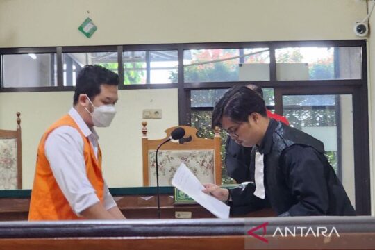 Polisi Penganiaya Bayi hingga Tewas di Semarang Dituntut 14 Tahun Penjara
