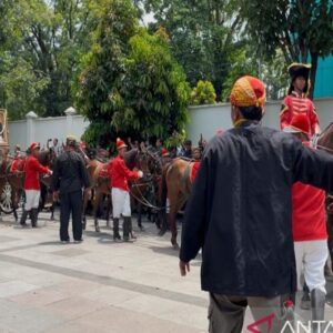 Pemakaman Raja Keraton Kasunanan Surakarta Hadiningrat PB XIII di Imogiri