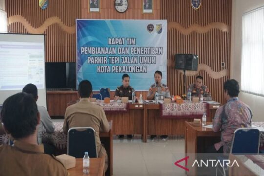 Lelang Pengelolaan Parkir Tepi Jalan Umum di Pekalongan