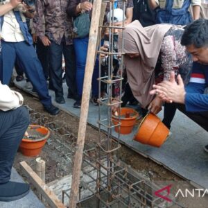 Menteri PKP: Program BSPS Sebagai Bukti Pemerintah Peduli Terhadap Rakyat