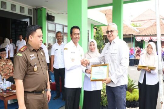 Pemkab Batang Apresiasi Kontribusi PLTU Batang untuk JKN