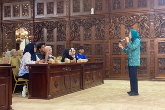 TP PKK Batang Latih Anak Putus Sekolah dengan Keterampilan Digital