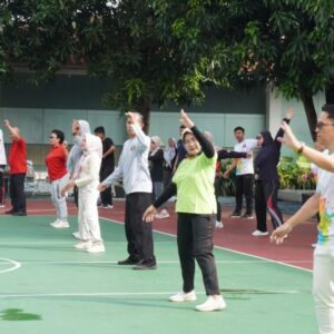 Kompak dan Seru: Senam Pagi Bersama Kemenkum Jateng