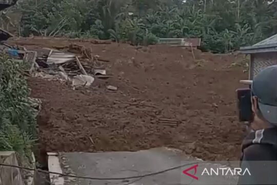 Penanganan Tanah Longsor di Pandanarum oleh BPBD Banjarnegara