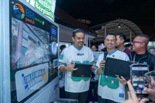 Inovasi Daur Ulang Sampah Plastik BRI Dapat Dukungan dari Menteri UMKM dan Raffi Ahmad