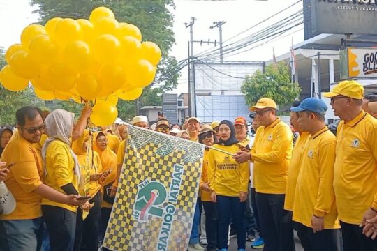 Ribuan Kader Golkar Meriahkan Yellow Fun Walk untuk Kampanyekan Hidup Sehat