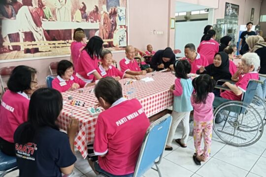 Perayaan HUT PT Sakti Intimegah Pratama: Berbagi Kebahagiaan di Panti Wreda Omega