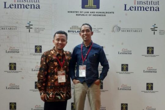 Kunci Konsistensi Menulis Arif Yudhistira: Pengetahuan dan Perjuangan