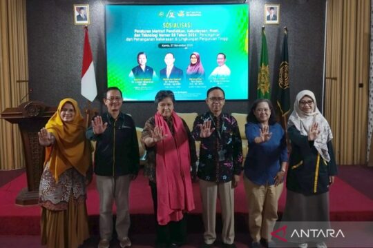 DPR RI dan UMKU Sosialisasikan Aturan Pencegahan Kekerasan di Kampus