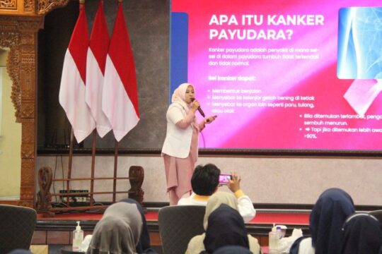 Seminar Kesehatan DWP Kanwil Kemenkum Jateng: Edukasi Deteksi Dini Kanker Payudara