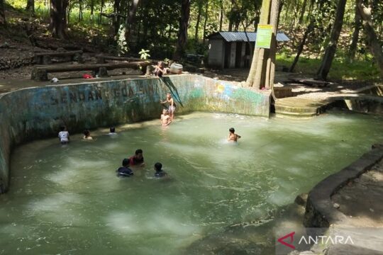 Kemenpar Membangun Toilet Bersih untuk Meningkatkan Daya Tarik Wisata di Indonesia