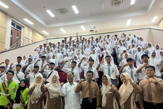 UIN Walisongo Tingkatkan Citra Kampus Islam Visioner Melalui Kunjungan MAN 2 Tegal
