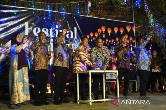 Festival Lentera 2025 di Batang: Meriahkan Tahun Baru 2026