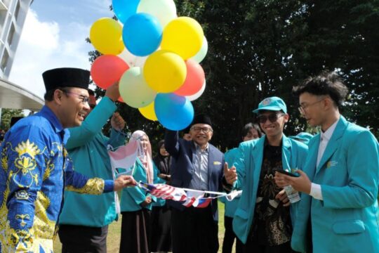 FKIP UMS Melepas 862 Mahasiswa KKN Pendidikan