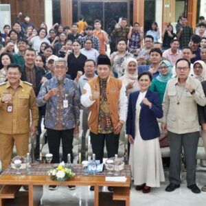 Menkop: Sekolah Digital Koperasi UKSW Perkuat Ekosistem Kopdes Merah Putih