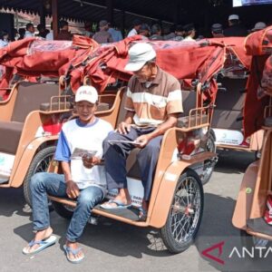 Becak Listrik: Solusi Cerdas untuk Penarik Becak Lansia