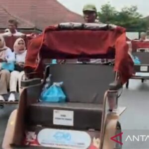 Bantuan Becak Listrik untuk Lansia di Purbalingga