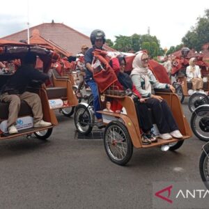 Becak Listrik: Harapan Baru Bagi Pengayuh Lansia di Cilacap