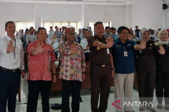 Kejari Temanggung Gelar Cerdas Cermat SMP untuk Peringatan Hakordia 2025