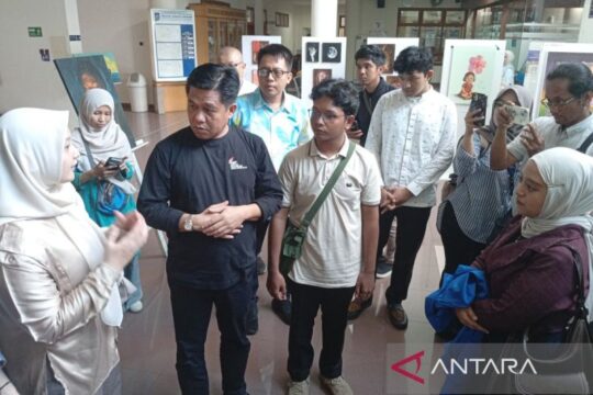 Bantuan Pendidikan dan Logistik untuk Mahasiswa Sumatera Terdampak Bencana