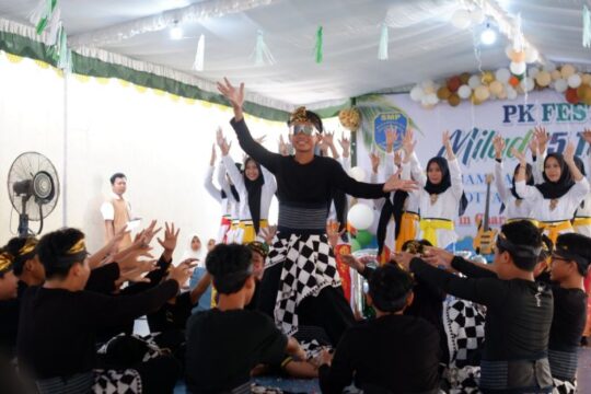 SMP Muhammadiyah PK Kottabarat Surakarta: Memperkuat Karakter dan Prestasi dalam Milad ke-15