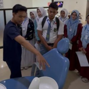 UMS Future Insight: Mengenal Kedokteran Gigi Bersama Siswa SMA