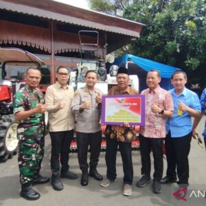 Bantuan Alsintan untuk Kelompok Tani Kudus dari Kementerian Pertanian