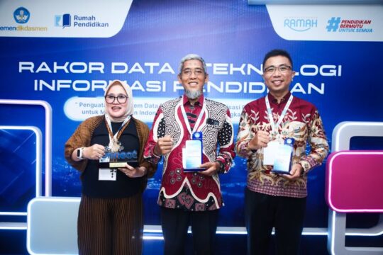 Jawa Tengah: Provinsi Terbaik dalam Pemanfaatan Data Pendidikan 2025