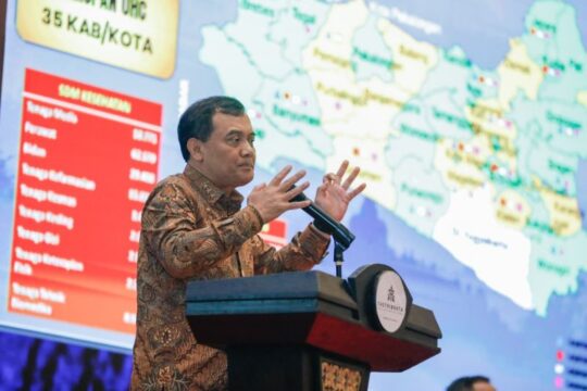 Birokrasi Melayani Masyarakat: Komitmen Gubernur Jateng