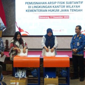 Kemenkum Jateng Musnahkan Ribuan Berkas Arsip Substantif Fidusia